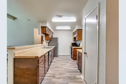 6209 Woodvale Drive, League City, TX 77573 - Photo 11