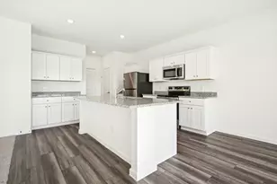 18889 Lucas Michael Wy, New Caney, TX 77357 - Photo 3