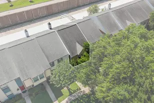 10324 Longmont Dr, Houston, TX 77042 - Photo 35