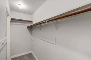 10324 Longmont Dr, Houston, TX 77042 - Photo 25