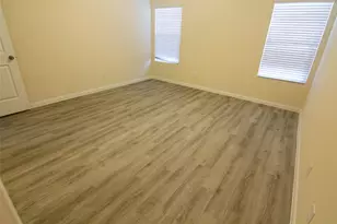 301 N Meadows Dr, Willis, TX 77378 - Photo 9