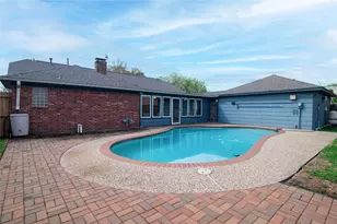 723 Whitecap Dr, El Lago, TX 77586 - Photo 15