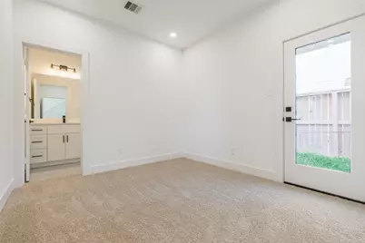 8315 Brecha Lane, Houston, TX 77055 - Photo 5