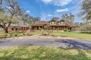 7711 Pecan Dr, Damon, TX 77430 - Photo 1