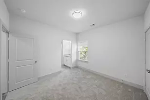 7242 St Augustine St, Houston, TX 77021 - Photo 13