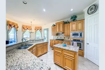 2305 Delta Bridge Drive, Pearland, TX 77584 - Photo 25