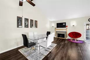 12166 Huntington Venture Dr, Houston, TX 77099 - Photo 11