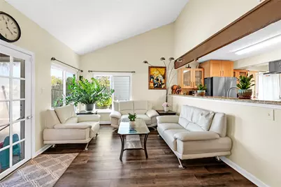 12166 Huntington Venture Drive, Houston, TX 77099 - Photo 9