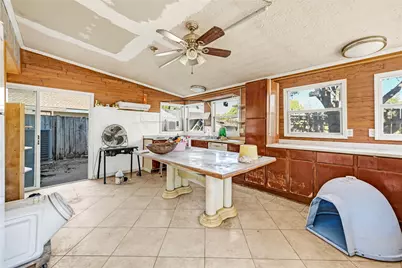 12166 Huntington Venture Drive, Houston, TX 77099 - Photo 27