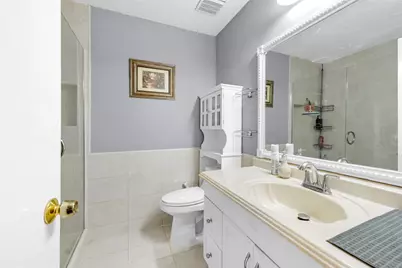 12166 Huntington Venture Drive, Houston, TX 77099 - Photo 23