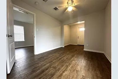 507 Houston Street #7, Rosenberg, TX 77471 - Photo 9