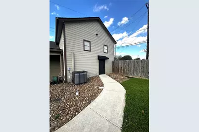 507 Houston Street #7, Rosenberg, TX 77471 - Photo 13