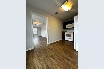 507 Houston Street #7, Rosenberg, TX 77471 - Photo 5
