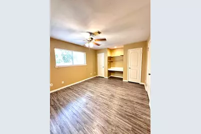 5830 Effingham Drive, Houston, TX 77035 - Photo 7