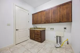 101 Eland Ave, Bastrop, TX 78602 - Photo 15