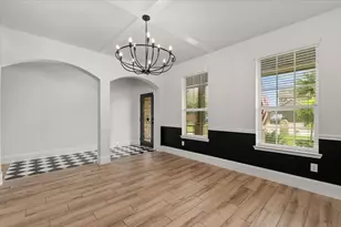 4910 E Meadow Dr, Deer Park, TX 77536 - Photo 7