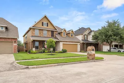 4910 E Meadow Drive, Deer Park, TX 77536 - Photo 3