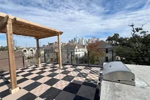 214 Welch St, Houston, TX 77006 - Photo 13