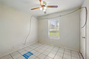 1911 Thonig Rd, Houston, TX 77055 - Photo 11