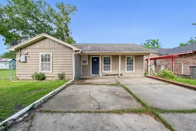 1911 Thonig Road, Houston, TX 77055 - Photo 1