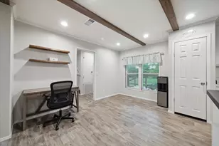 18934 Murphy Rd, Alvin, TX 77511 - Photo 3