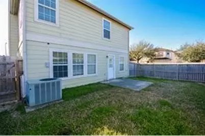 303 Mantova Drive, Houston, TX 77073 - Photo 29