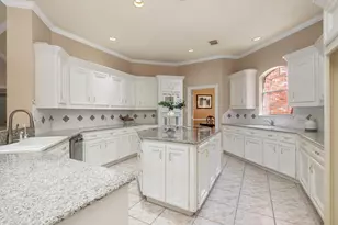 9707 Chipstead Cir, Spring, TX 77379 - Photo 5