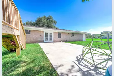 110 Mustang Drive, Alvin, TX 77511 - Photo 35