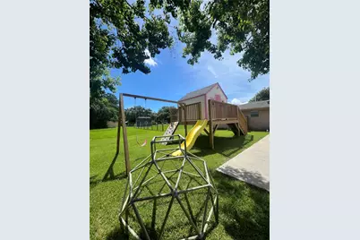 110 Mustang Drive, Alvin, TX 77511 - Photo 25