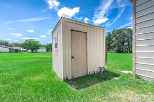 110 Mustang Dr, Alvin, TX 77511 - Photo 31