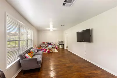 110 Mustang Drive, Alvin, TX 77511 - Photo 7