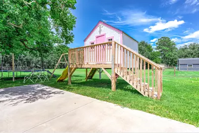 110 Mustang Drive, Alvin, TX 77511 - Photo 25