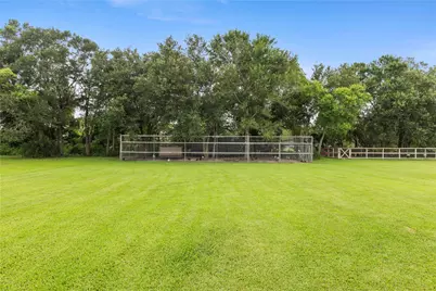 110 Mustang Drive, Alvin, TX 77511 - Photo 35