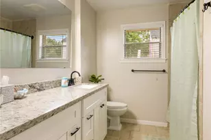 110 Mustang Dr, Alvin, TX 77511 - Photo 19