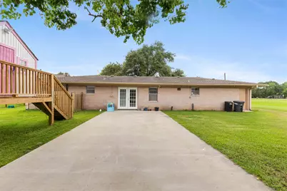 110 Mustang Drive, Alvin, TX 77511 - Photo 31