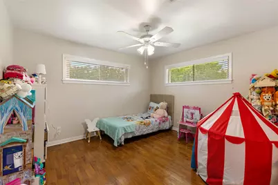 110 Mustang Drive, Alvin, TX 77511 - Photo 17