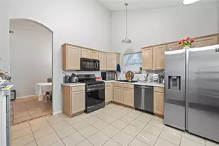 9439 Crystal Cove Cir, Houston, TX 77070 - Photo 11