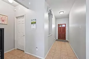 9439 Crystal Cove Cir, Houston, TX 77070 - Photo 5