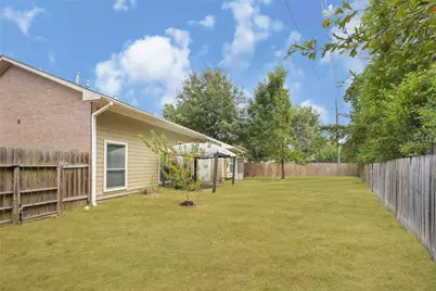 9439 Crystal Cove Circle, Houston, TX 77070 - Photo 21