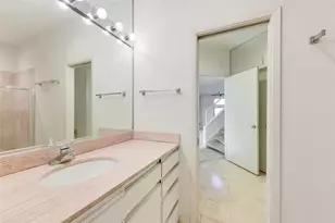 18201 Sandy Cove, Houston, TX 77058 - Photo 23