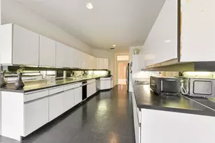 18201 Sandy Cove, Houston, TX 77058 - Photo 13