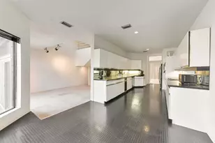 18201 Sandy Cove, Houston, TX 77058 - Photo 15