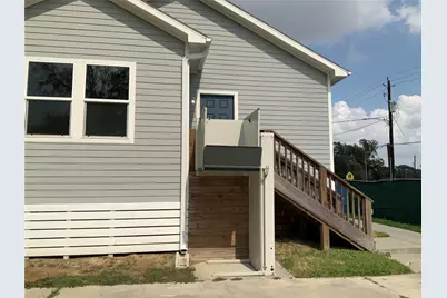 323 E Murrill Street, Baytown, TX 77520 - Photo 29