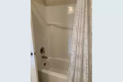 323 E Murrill Street, Baytown, TX 77520 - Photo 23