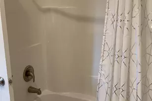 323 E Murrill St, Baytown, TX 77520 - Photo 23