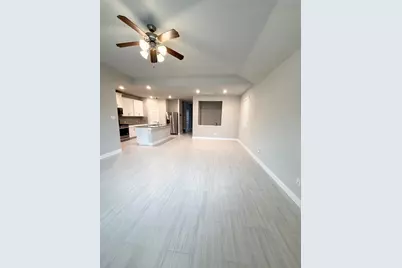 11218 Pavonia Creek Court, Richmond, TX 77406 - Photo 9