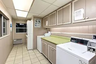 2224 S Piney Point Rd, Houston, TX 77063 - Photo 27