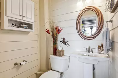 102 Bamaku Bend, Tiki Island, TX 77554 - Photo 45