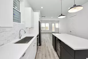 5402 Margarita St, Houston, TX 77020 - Photo 11