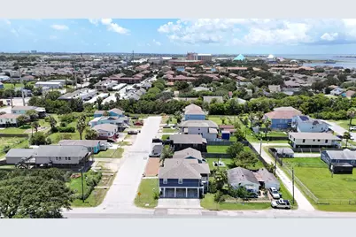 6902 Avenue P, Galveston, TX 77551 - Photo 11